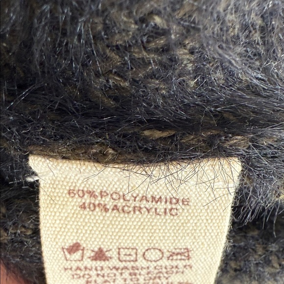 Hem & Thread Olive Green and Navy Blue Fuzzy Sweater - Picture 5 of 8